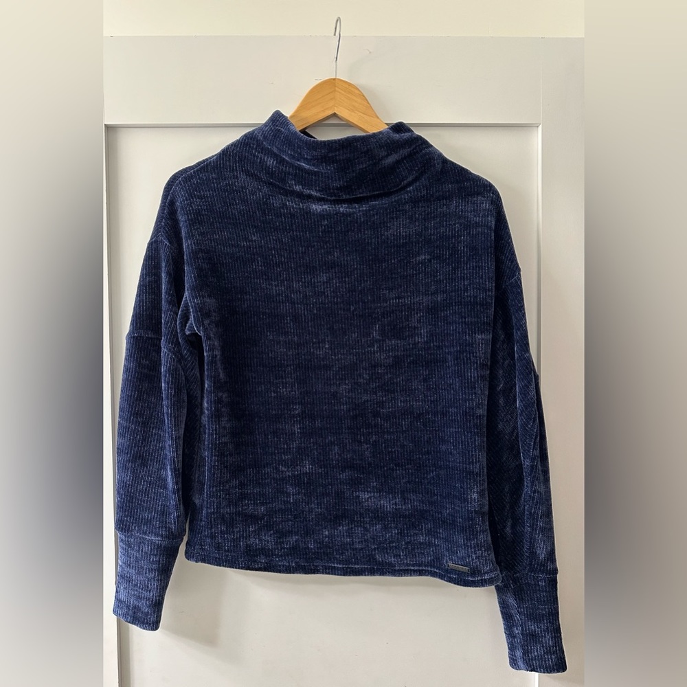 XS Laundry Ribbed Turtleneck